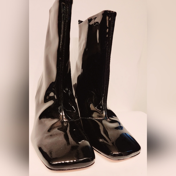 Good American Square Toe Bootie in Black Patent leather Sizes 5.5 And 7 - Picture 4 of 13